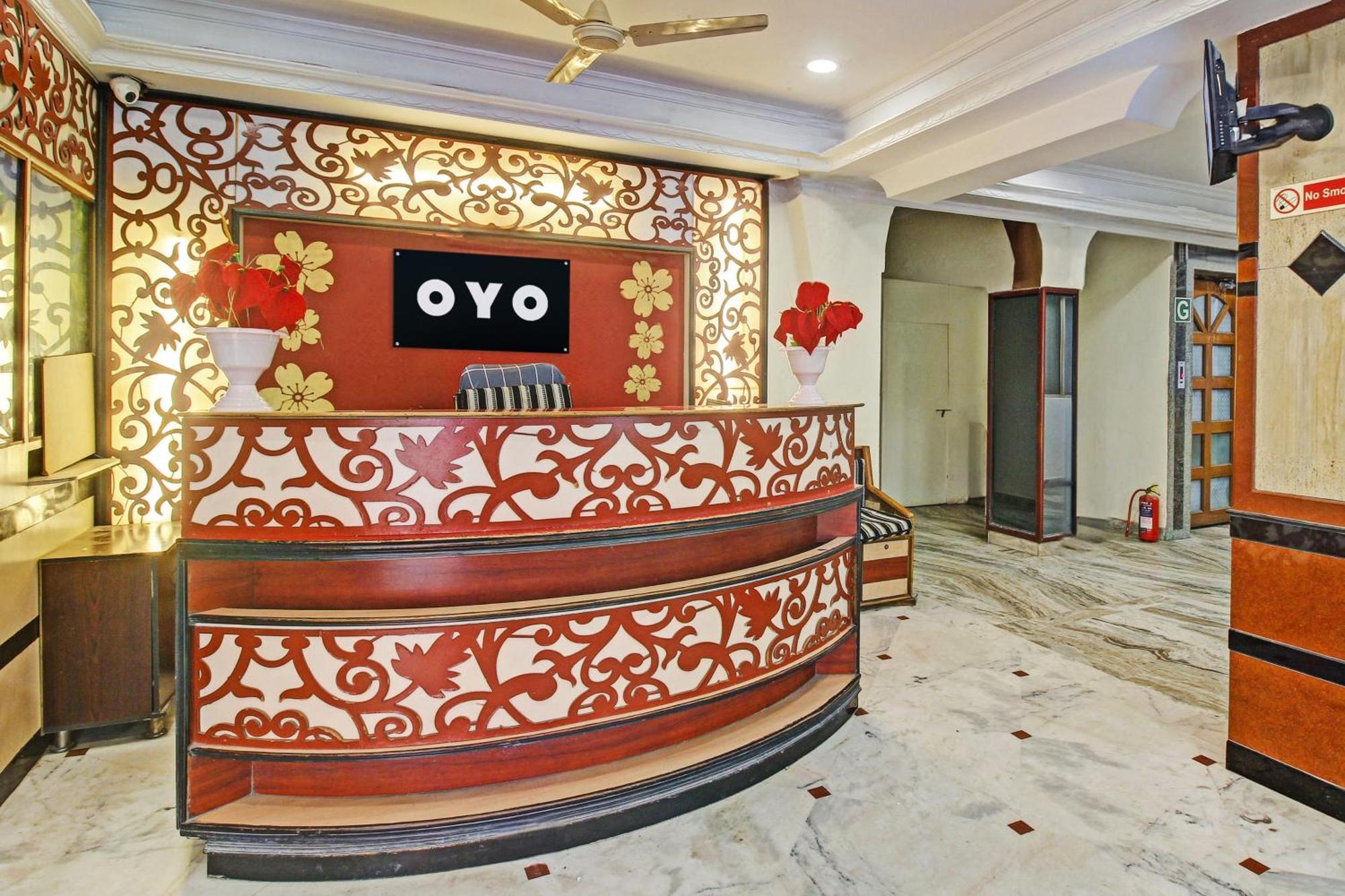 Hotel O Ruma Near Nampally Railway Station Hyderabad Exterior foto